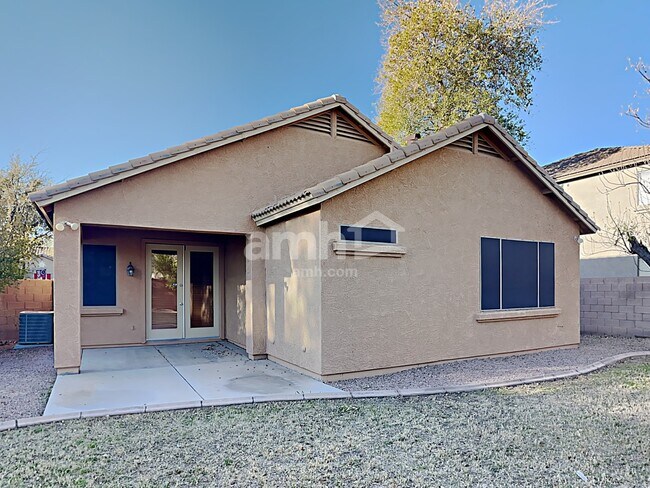 Building Photo - 3638 E Janelle Way
