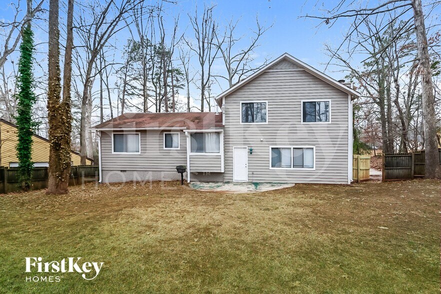 Building Photo - 855 Lost Creek Cir