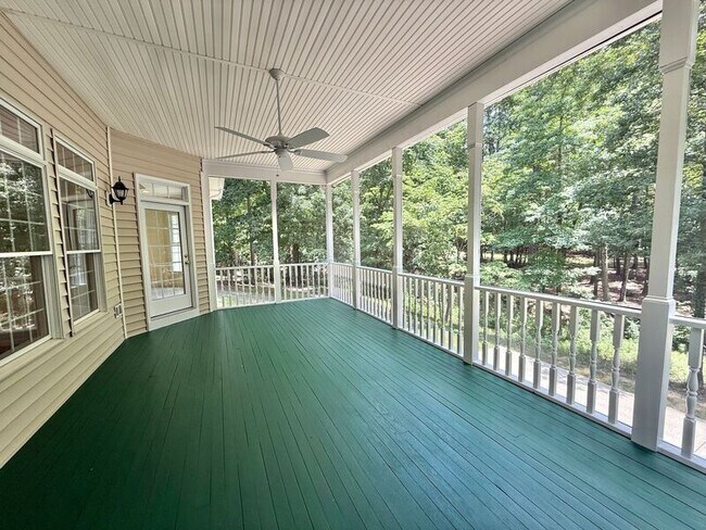 Building Photo - 3021 Hickory Tree Pl