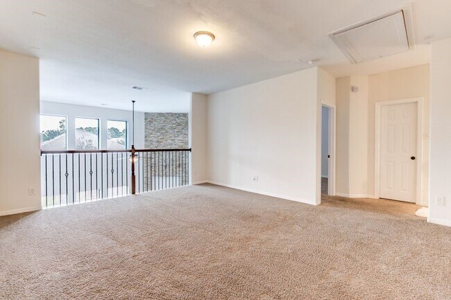 Building Photo - 9210 Monarch Mist Ln