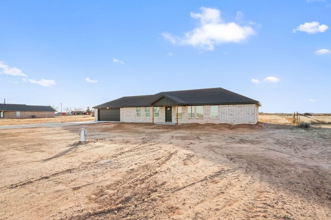 Building Photo - New Construction Home In Idalou ISD!