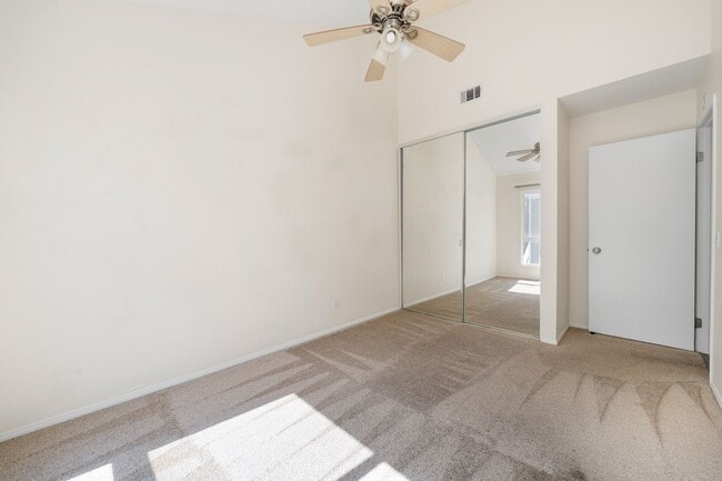 Building Photo - Seawind Upper Unit with Vaulted Ceilings a...