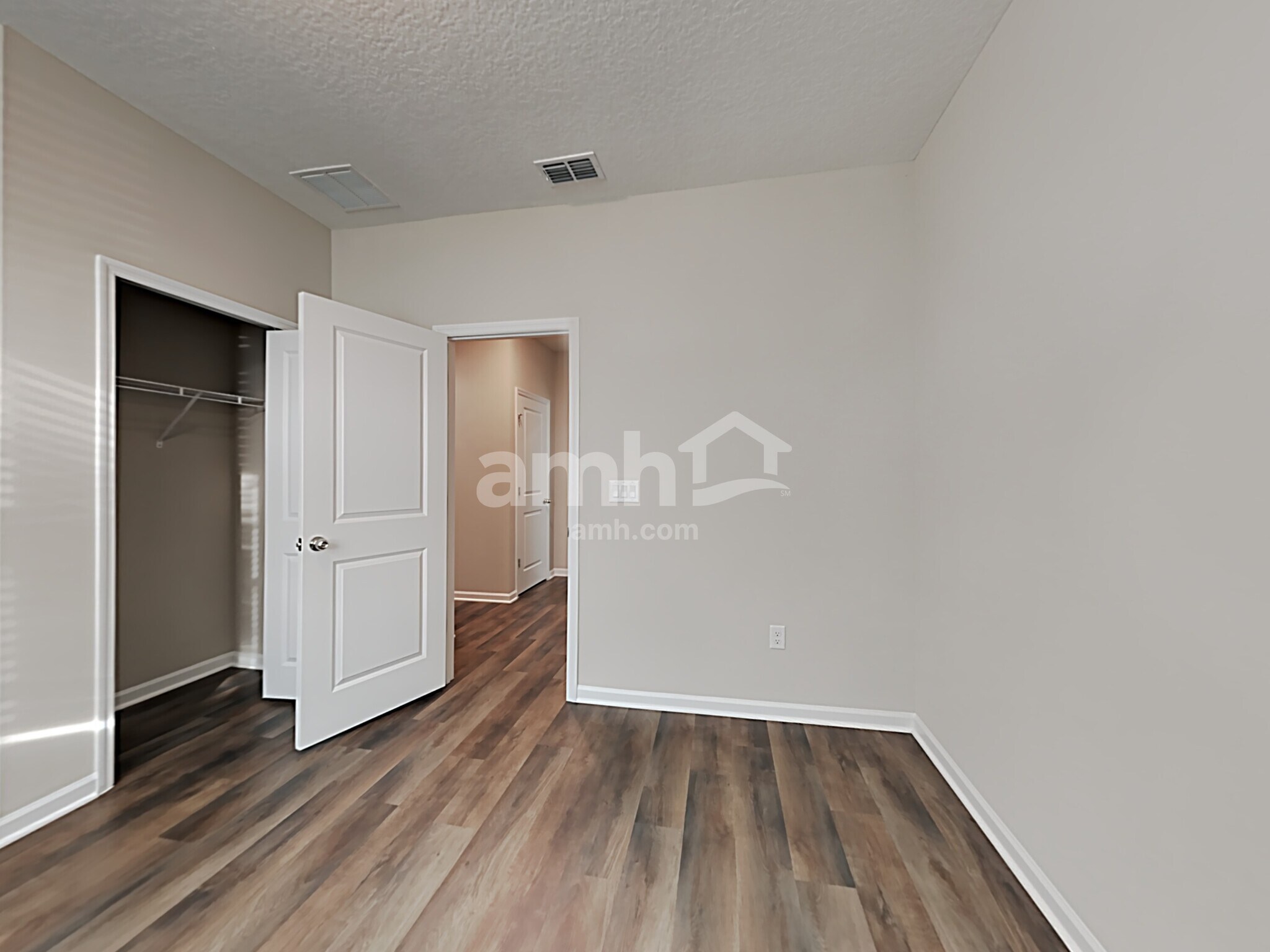 Building Photo - 101 Hemlock Pt