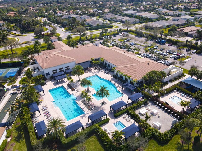 Building Photo - 13596 Weyburne Dr