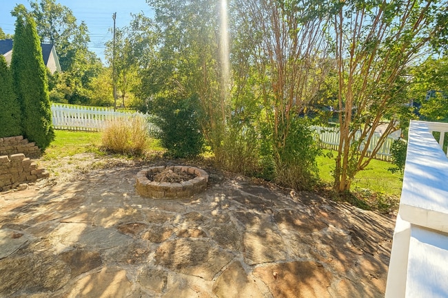 Building Photo - 5901 Barbados Ln