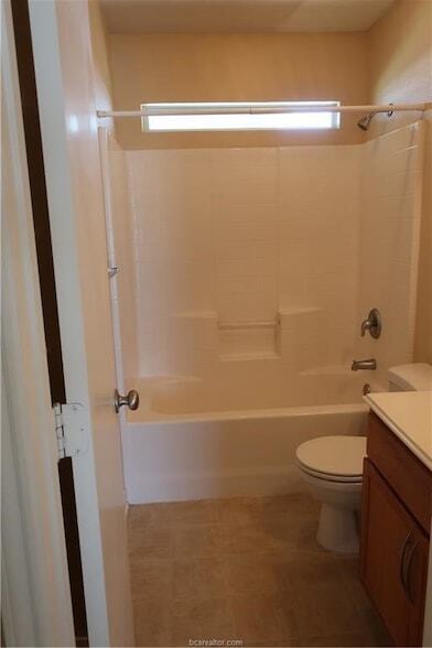 Building Photo - 4131 McFarland Dr