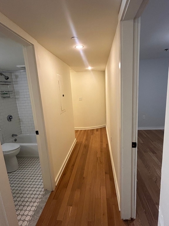 Building Photo - 10 Linwood St