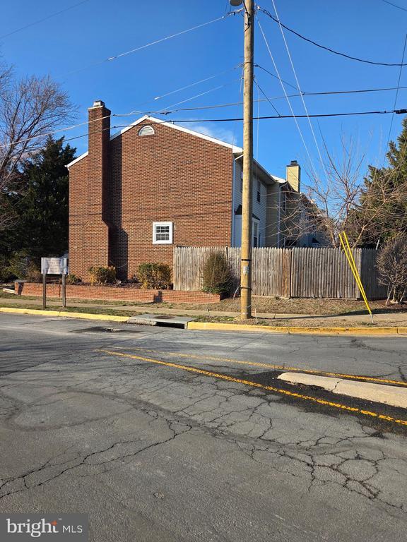 Building Photo - 6998 Admetus Ct