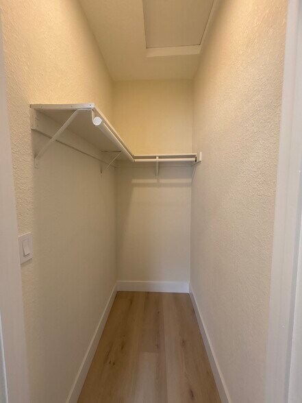 Master bedroom closet - 1062 S Shenandoah St