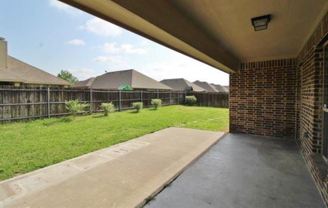 Building Photo - 6613 Meadow Glen Dr