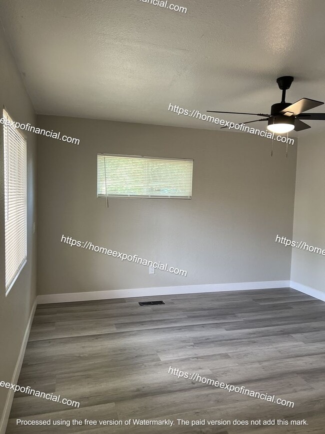 Building Photo - Nice Home For Rent