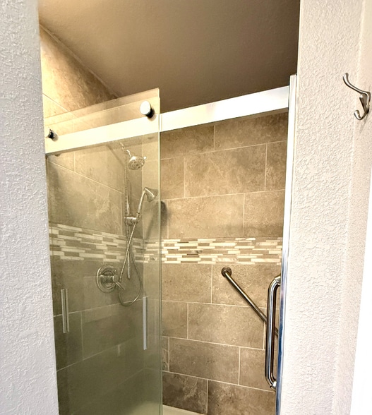 Building Photo - 2703 East St