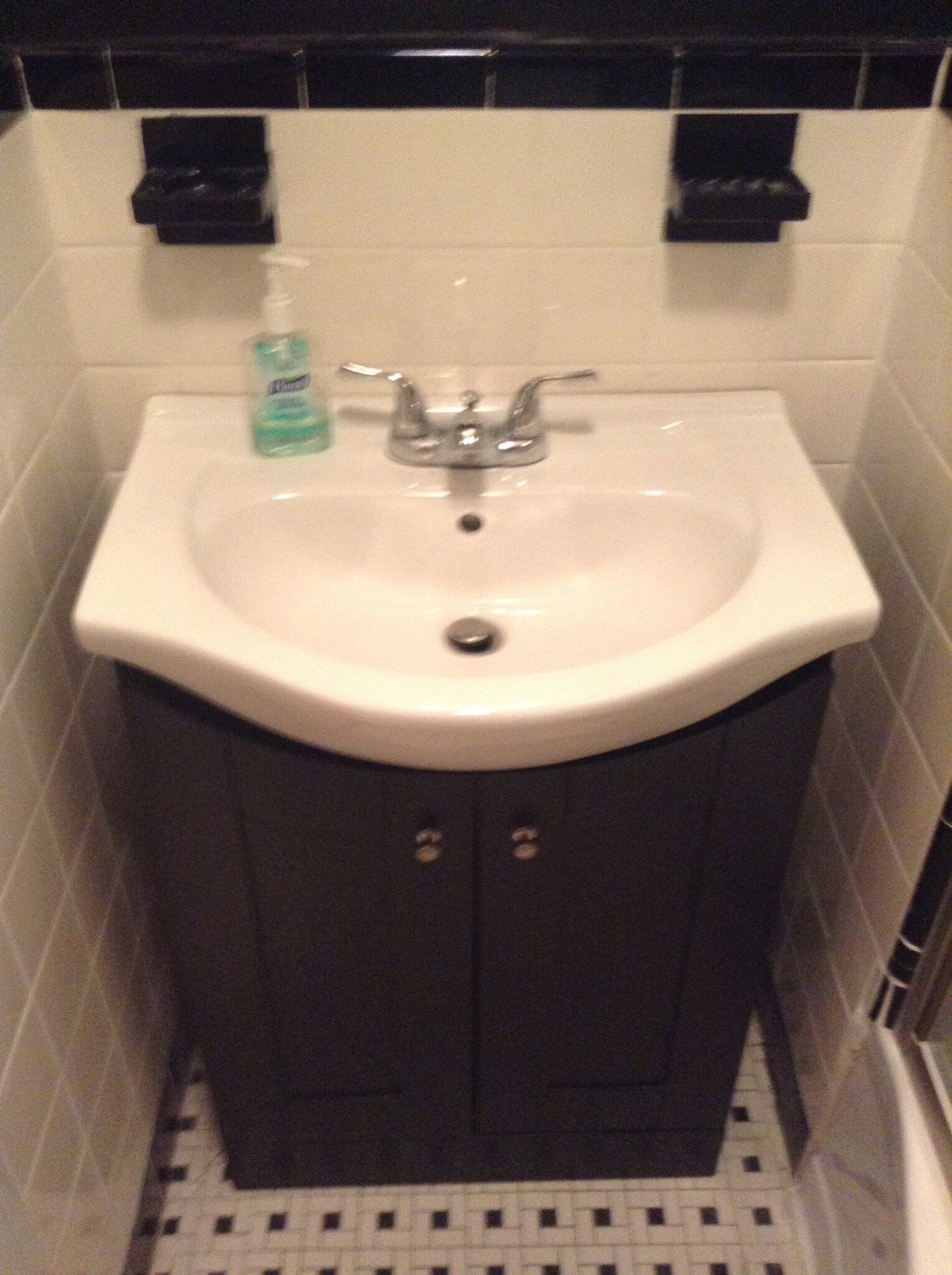 Building Photo - 241 E Township Line Rd