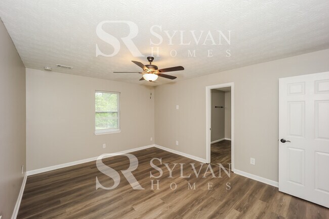 Building Photo - Lease today! No extra charge for contentme...