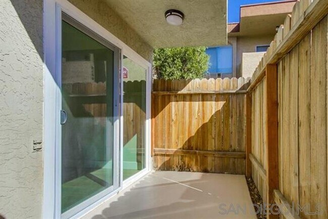 Building Photo - 9574 Carroll Canyon Rd