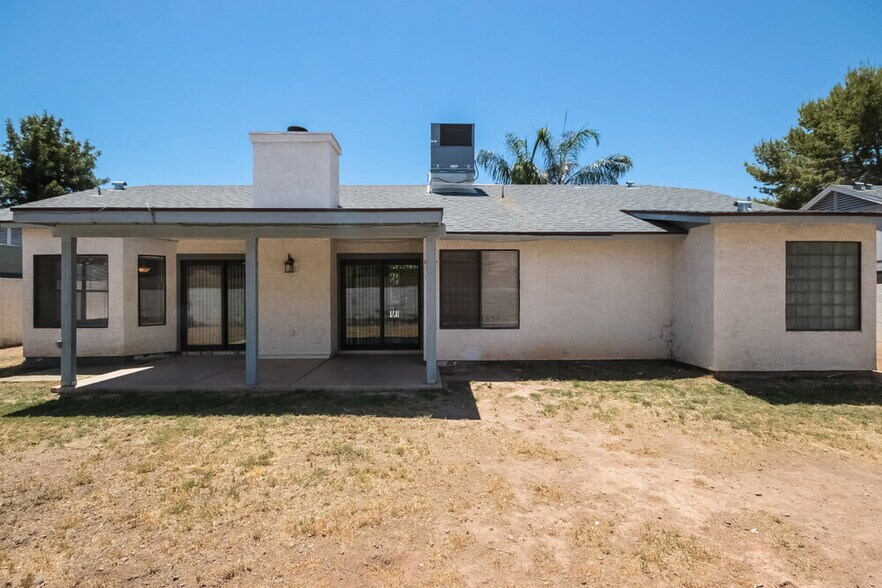 Building Photo - 1428 E Kent Ave