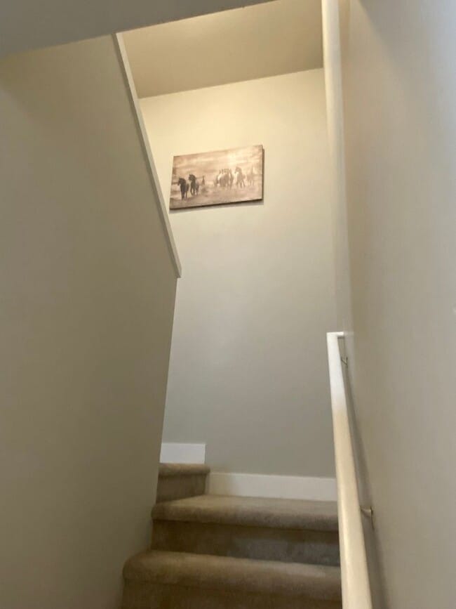 Building Photo - Gorgeous New 3 bedroom Furnished Whitefish Townhouse