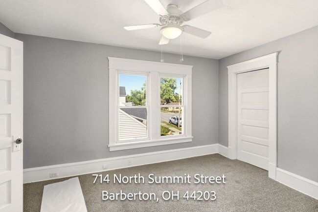 Building Photo - Three bedroom two bathroom home for rent