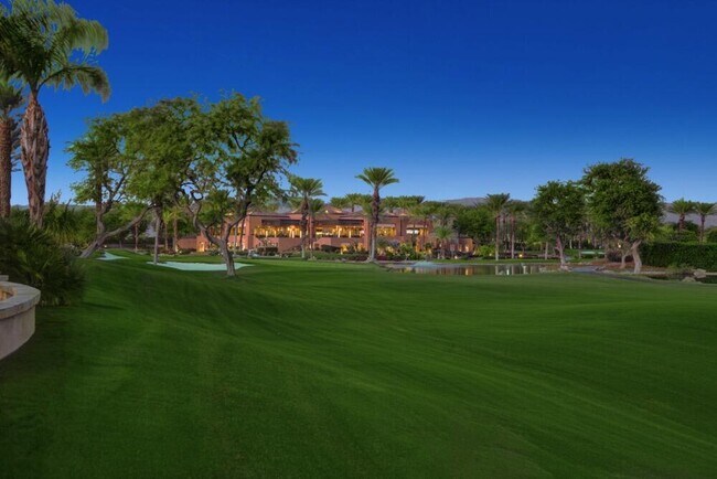 Building Photo - 348 Tomahawk Dr