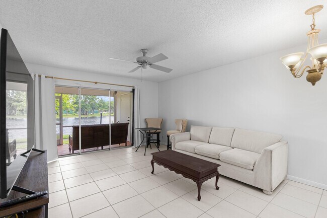 Building Photo - 315 Cape Cod Cir