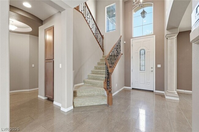 Building Photo - 10344 Shropshire St