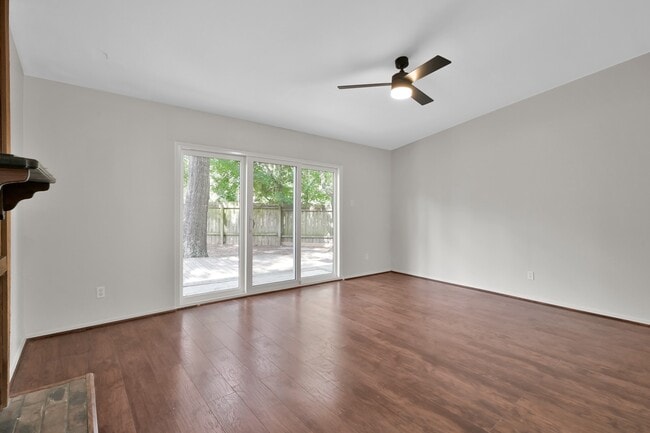 Building Photo - 21 Gambrel Oak Pl