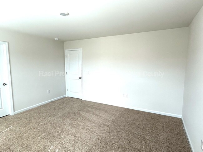 Building Photo - 3604 Sorda Ct