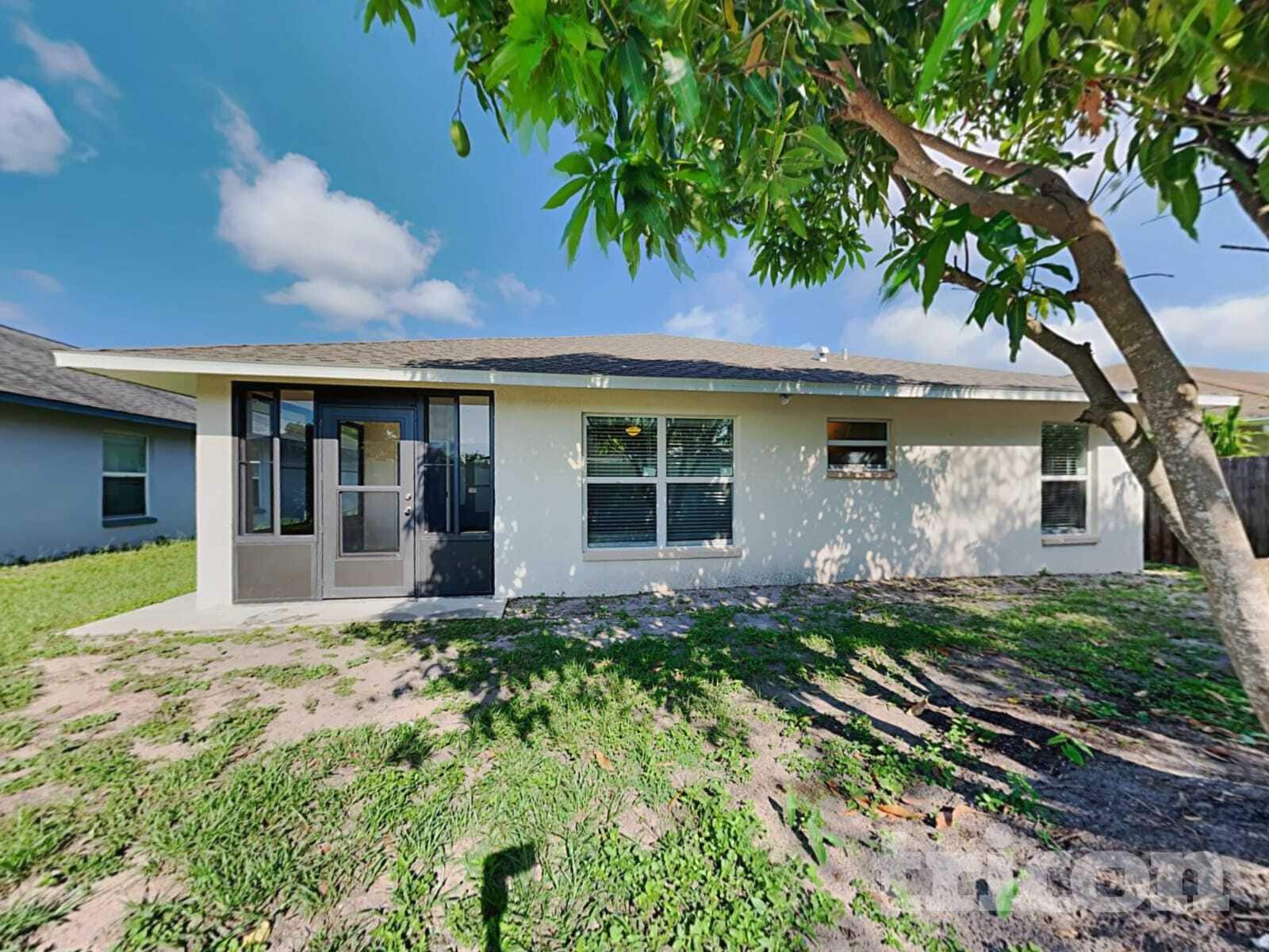 Building Photo - 15420 Florida Breeze Loop