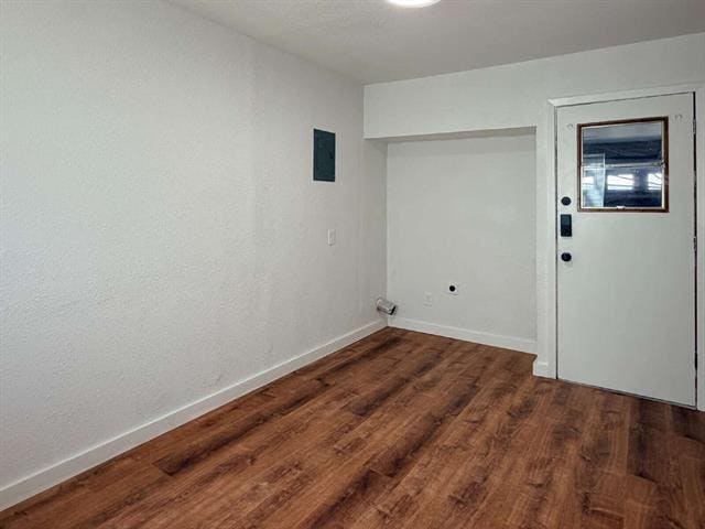 Building Photo - 604 Mesquite Ave N