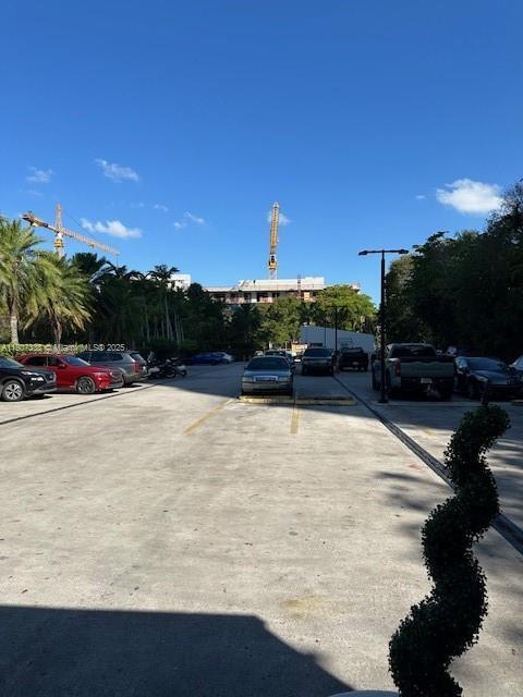 Building Photo - 2201 Brickell Ave