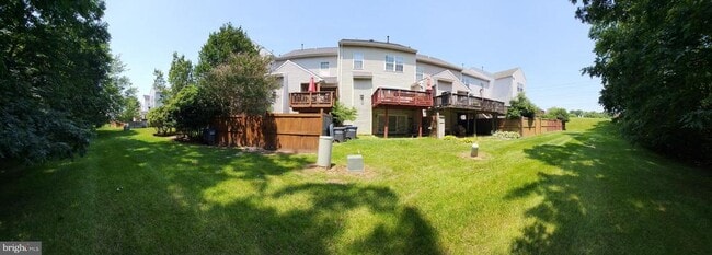 Building Photo - 13107 Misty Glen Ln