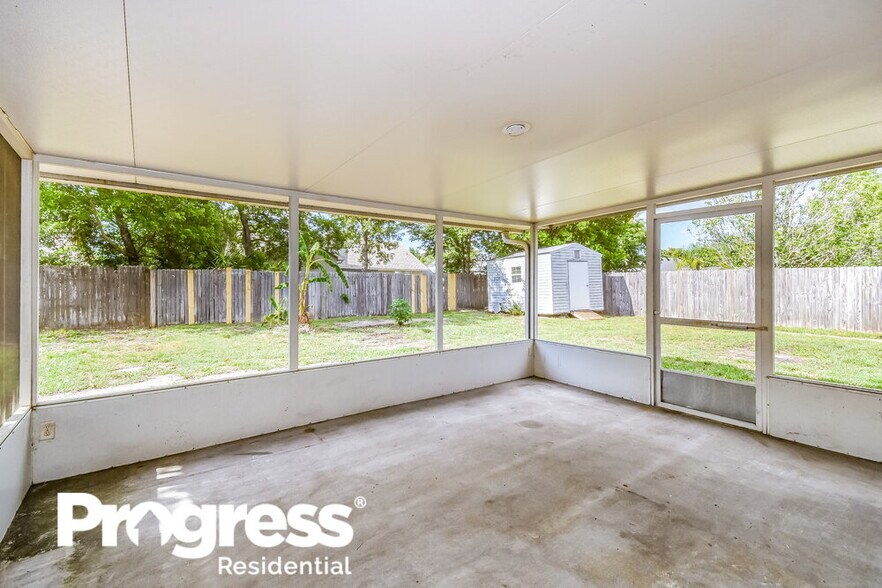 Building Photo - 3188 Chads Ct