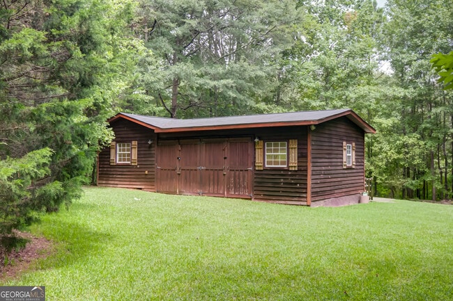Building Photo - 217 S Sandy Creek Rd