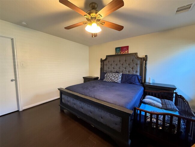 Building Photo - 503 Remington Green Ct