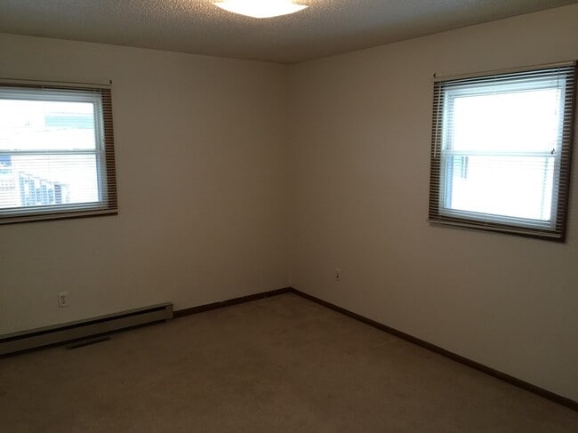 Building Photo - 1017 S 12th St