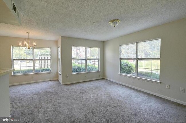 Living Room - 10401 Beacon Ridge Dr