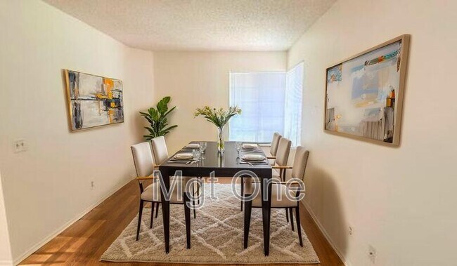 Building Photo - 25215 Morning Dove Way