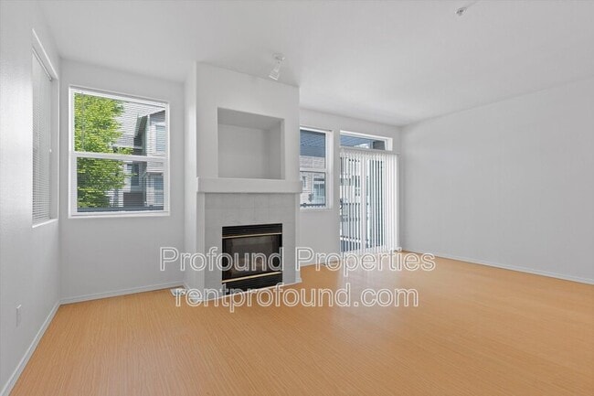 Building Photo - 16090 SW Audubon St