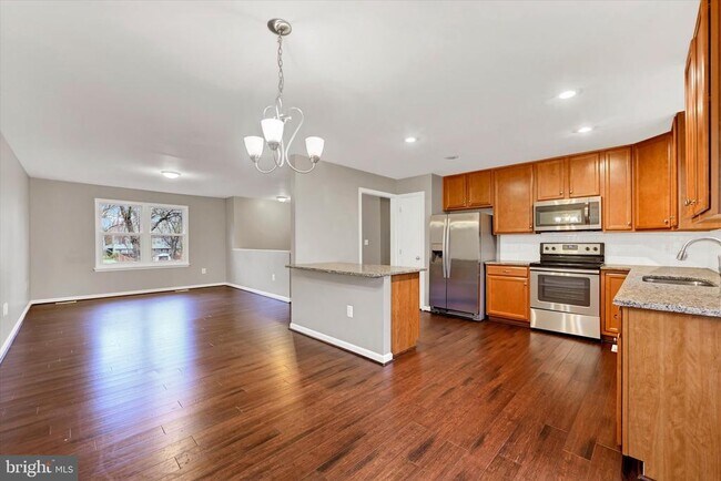 Building Photo - 1508 Lochaber Ct