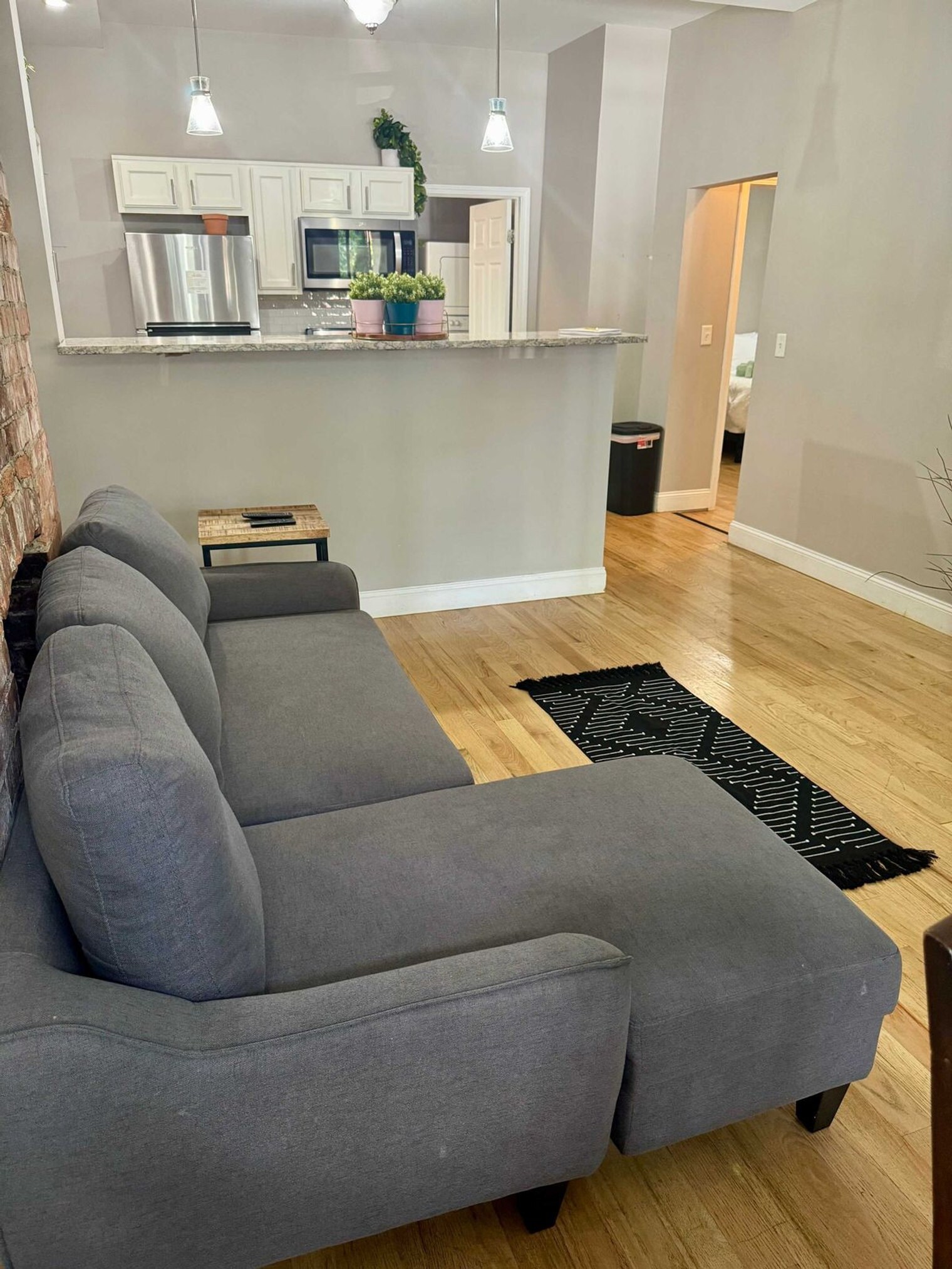 Building Photo - 1235 Highland St