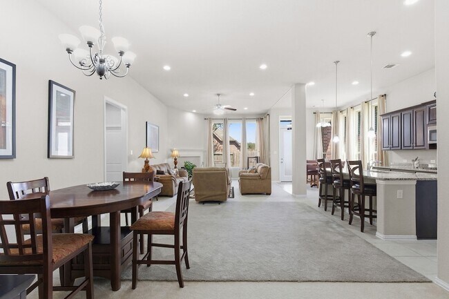 Building Photo - 17014 Wellinghoff Ct