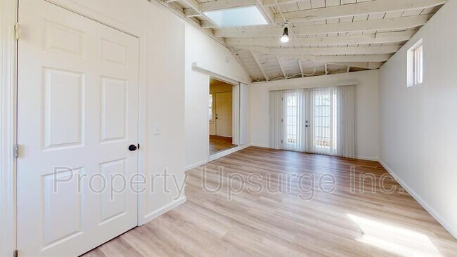 Building Photo - 2741 Marilyn Ave