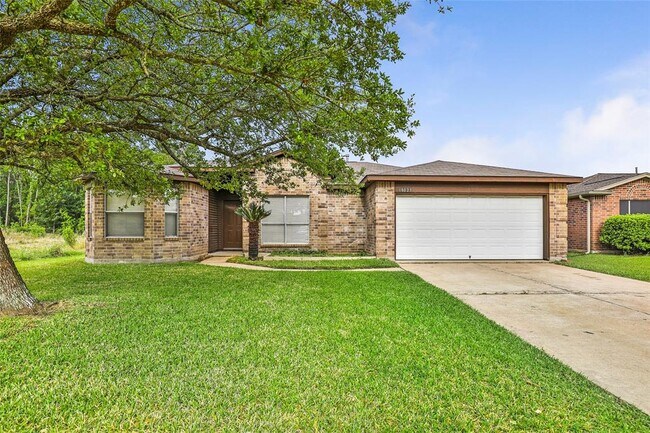 Building Photo - 18023 Lago Forest Dr