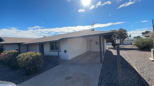 Building Photo - 2 Bedroom - 2 Bath - 1400 Sq. Ft. Home - 55+ Community in Sun City