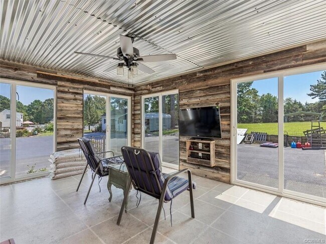 Building Photo - 6095 Anvil Ln