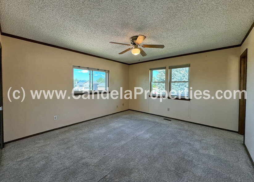 Building Photo - 5615 Country Heights Dr