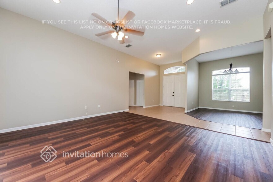 Building Photo - 2856 Majestic Isle Dr