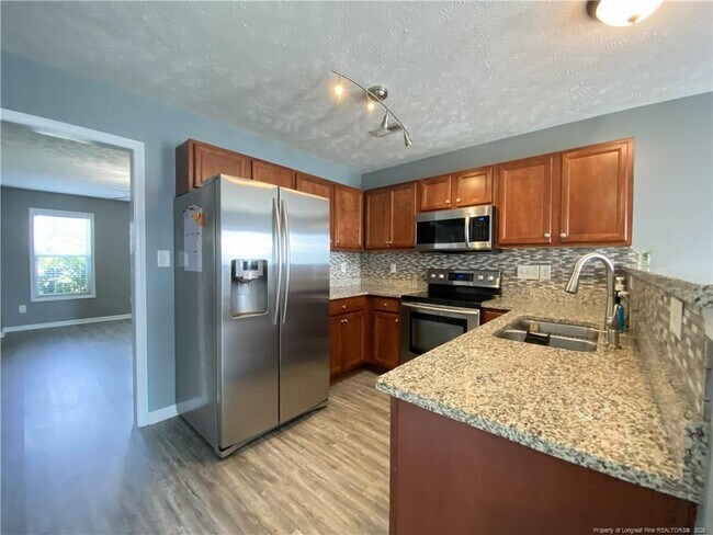 Building Photo - 117 Scranton Ct