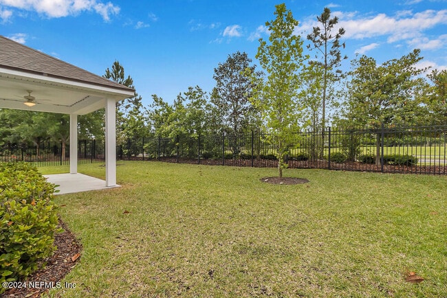 Building Photo - 588 Vista Lake Cir