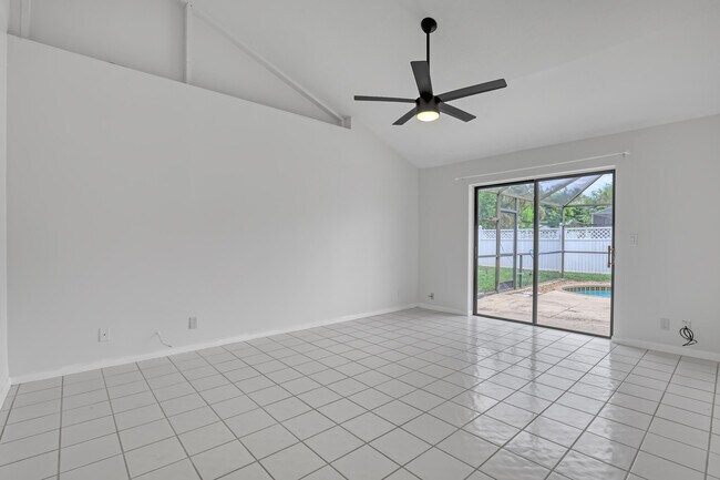 Building Photo - 1279 Periwinkle Pl